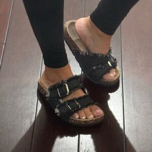 Women's Black Double-Buckle Sandals